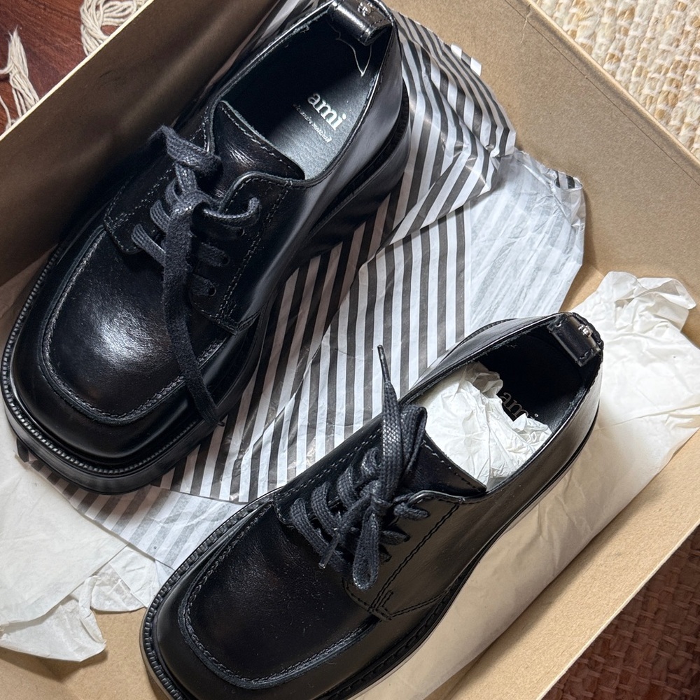 Ami Black Leather Women's Loafers